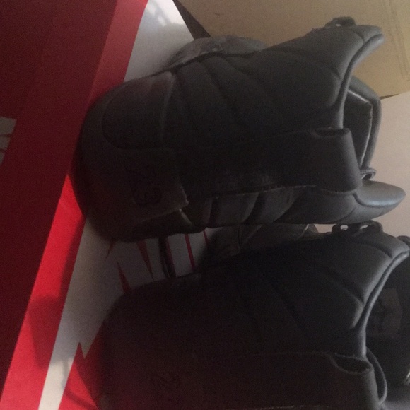 Jordan 12s Public School - Picture 2 of 2